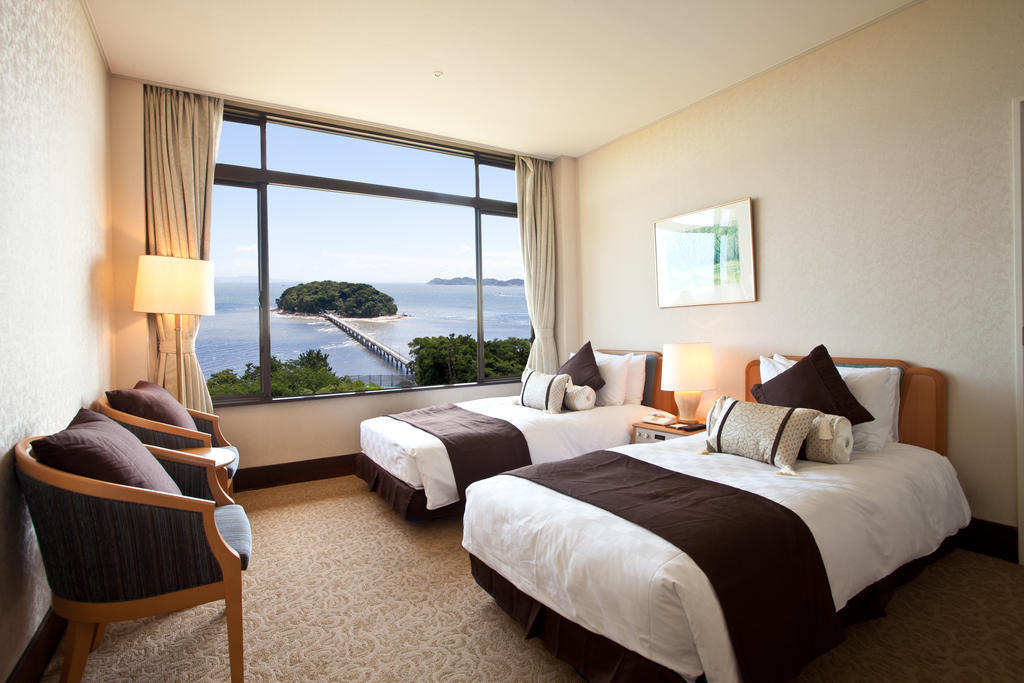 Gamagori Classic Hotel Quarto foto